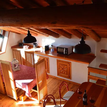 Maison Chez Les Roset Apartment *
