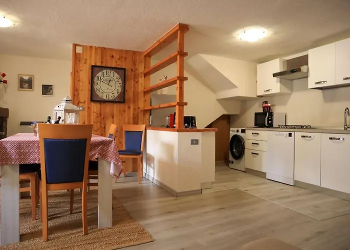 Maison Chez Les Roset Apartament *